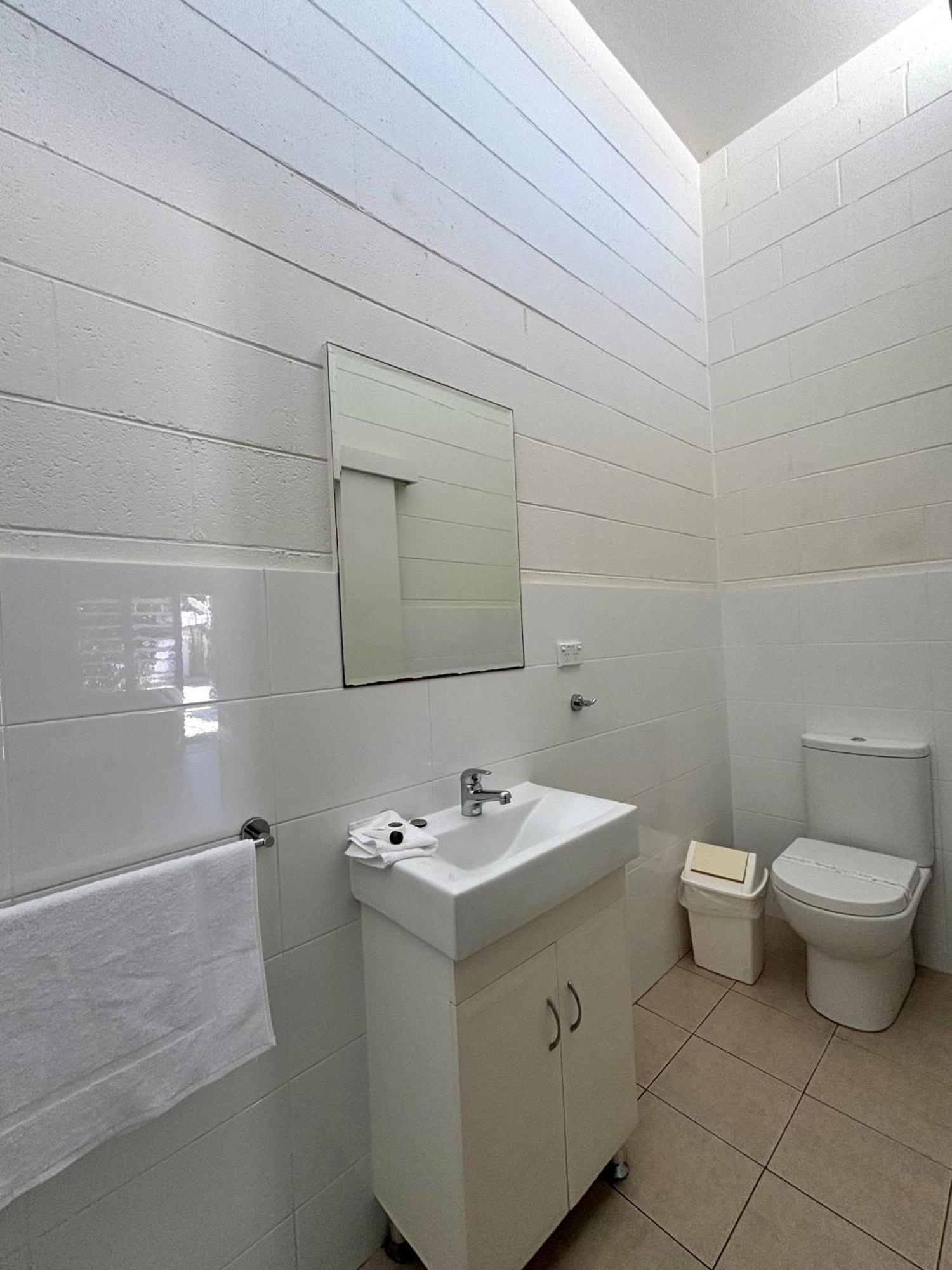 Time And Tide Hotel Motel Deewhy Exterior photo