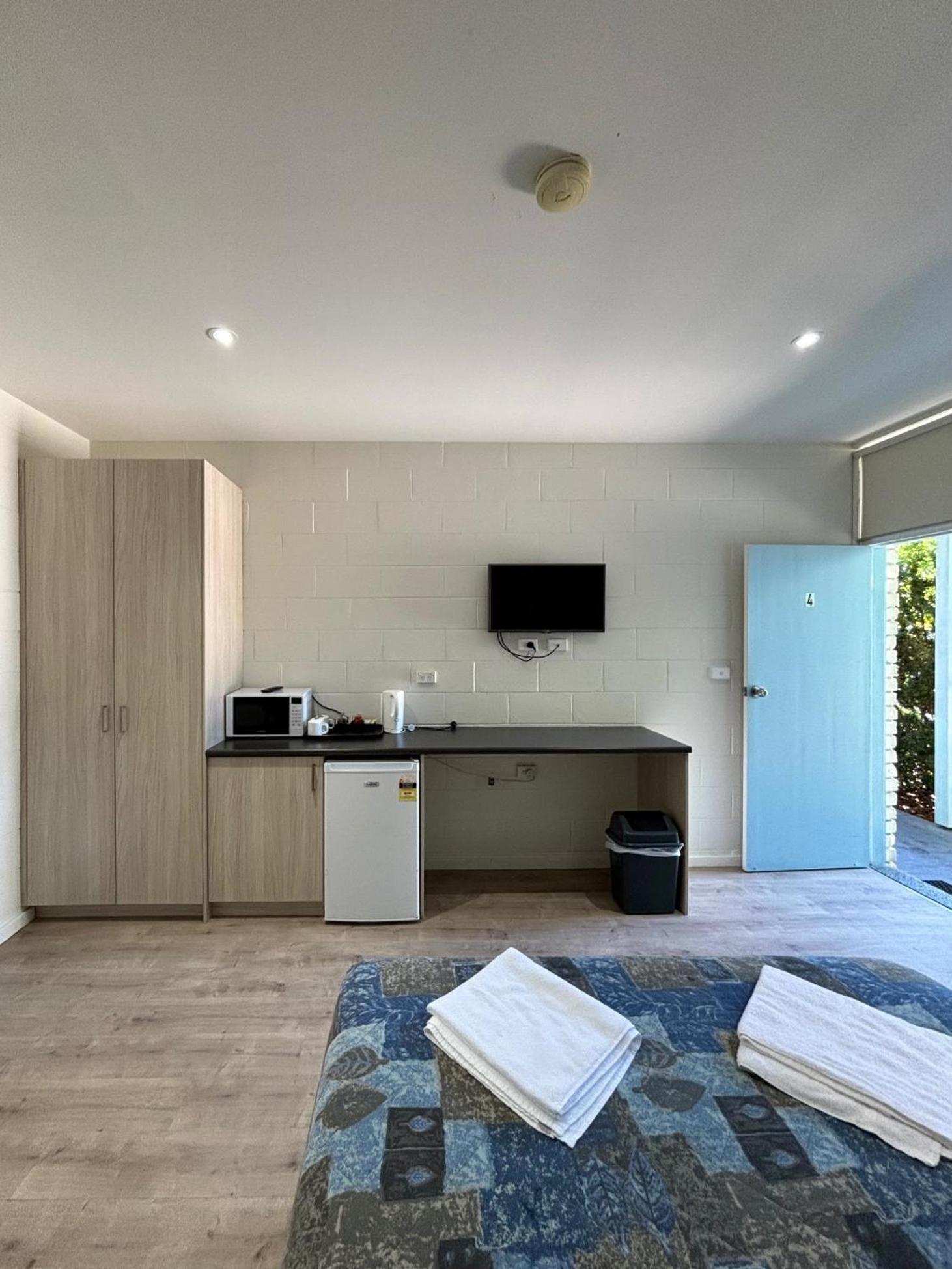 Time And Tide Hotel Motel Deewhy Exterior photo